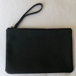 Lululemon small pouch/bag. Dark green. Good condition.